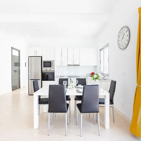 Filippa Villa *
